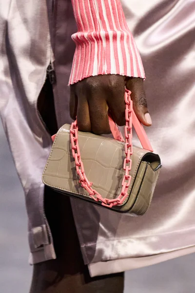 Look 179